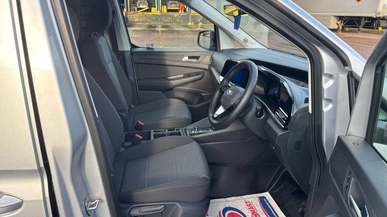 Ford Transit Connect 240 L2 Diesel 2.0 EcoBlue 122ps Limited Van Auto